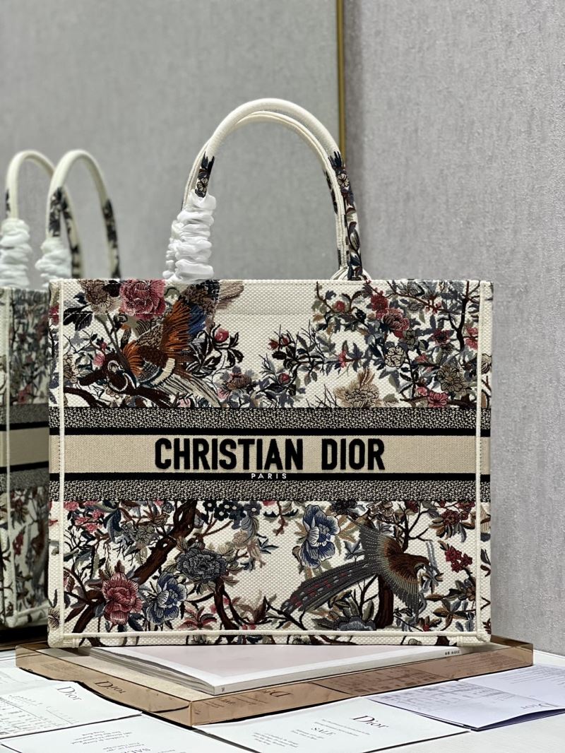 Christian Dior Shopping Bags